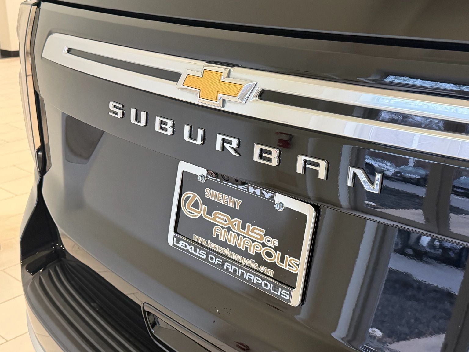 2023 Chevrolet Suburban High Country