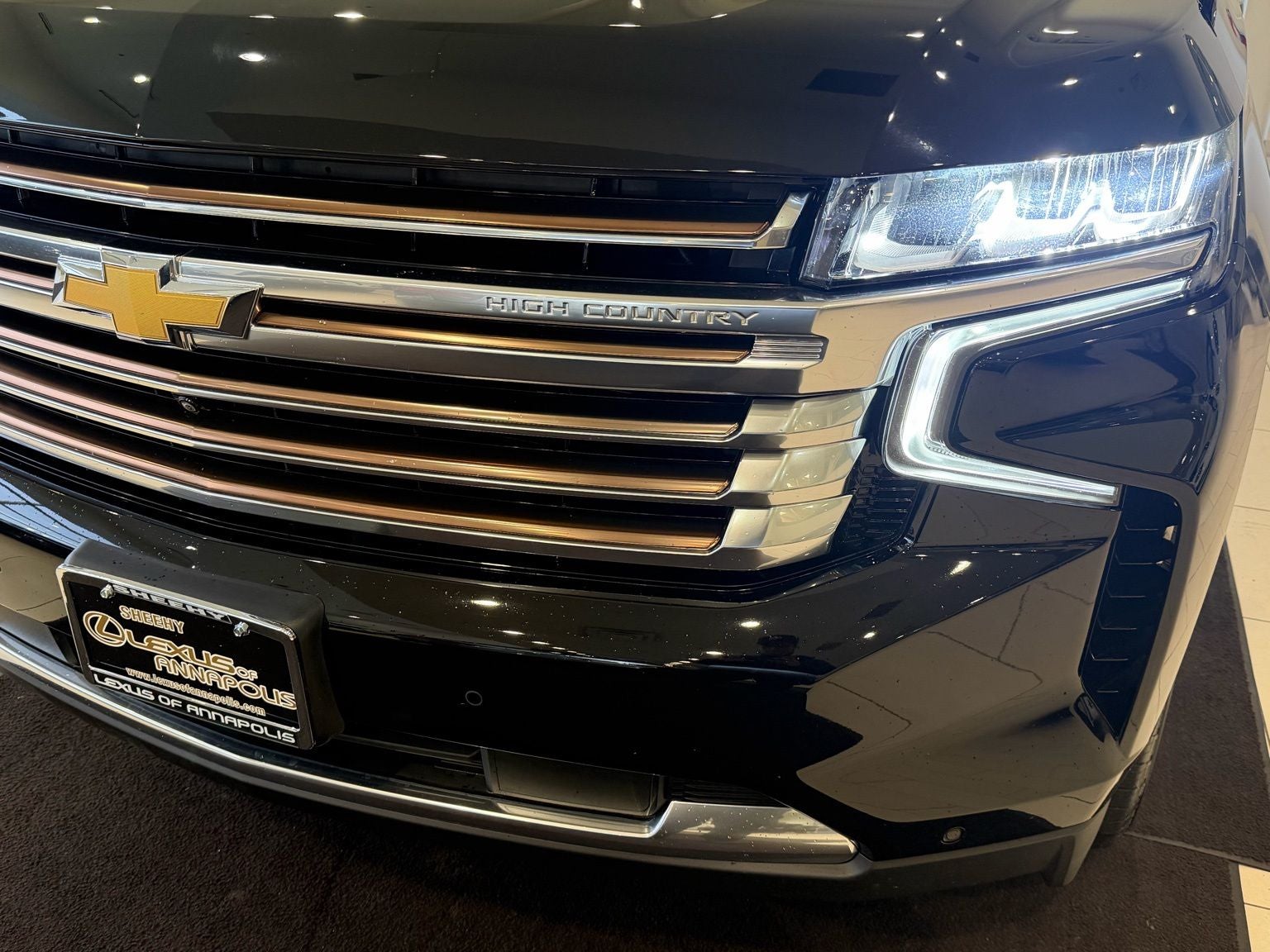 2023 Chevrolet Suburban High Country