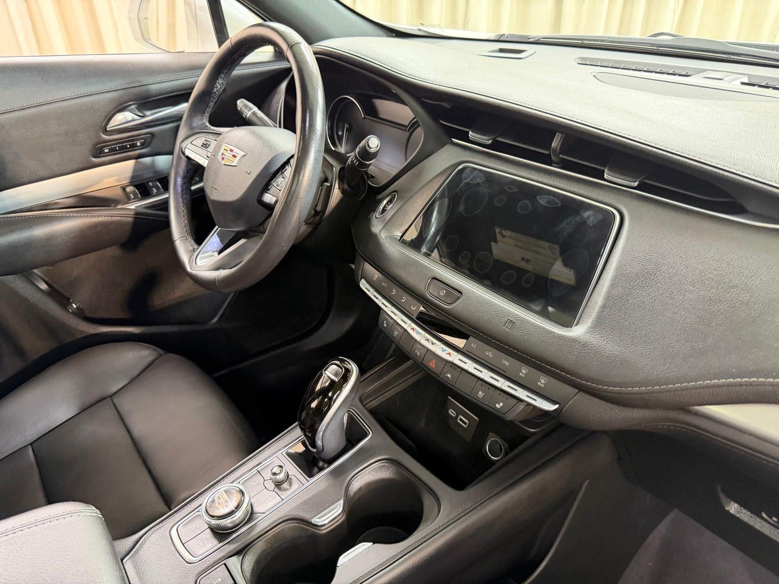 2020 Cadillac XT4 Premium Luxury