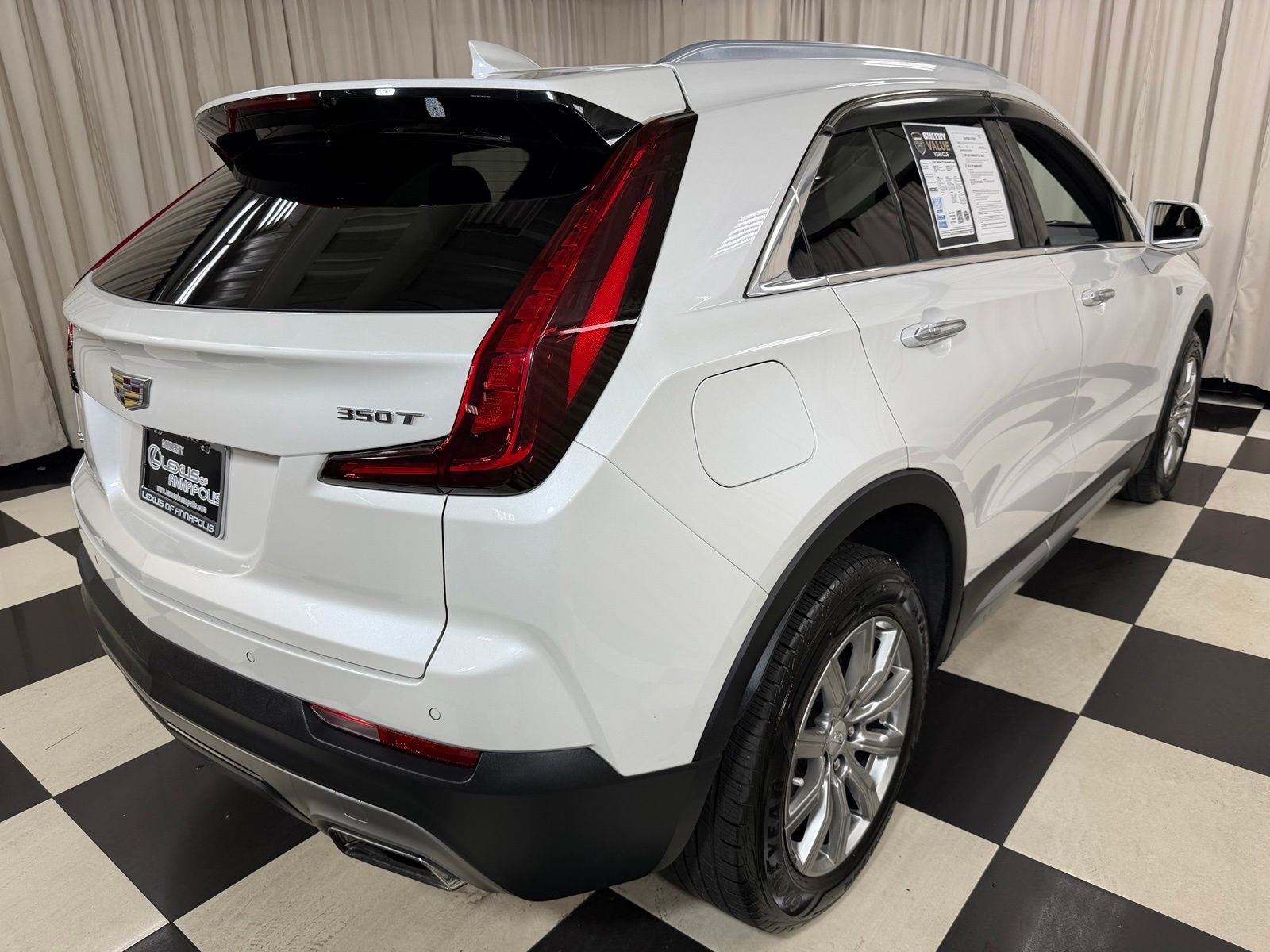2020 Cadillac XT4 Premium Luxury