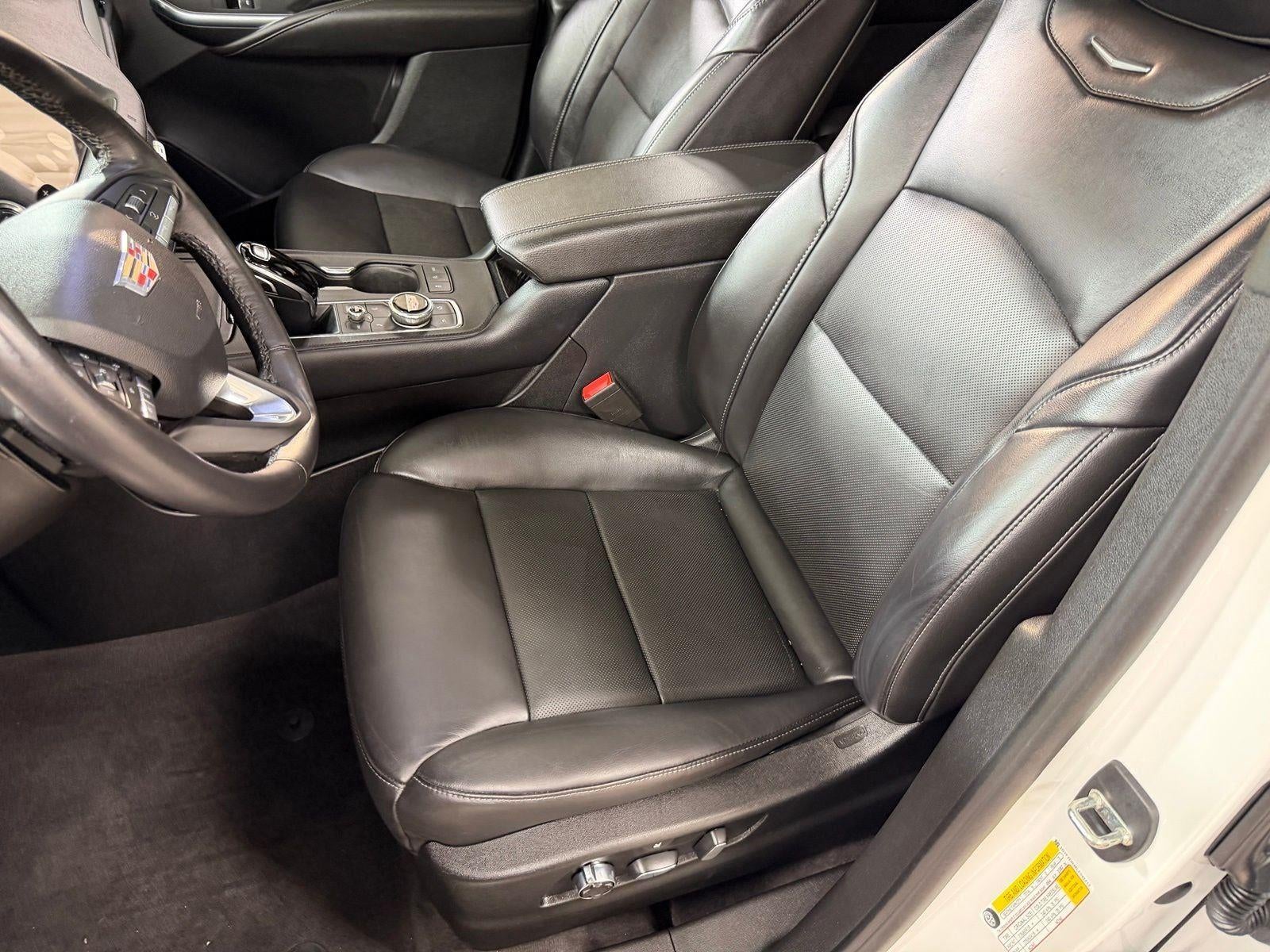 2020 Cadillac XT4 Premium Luxury