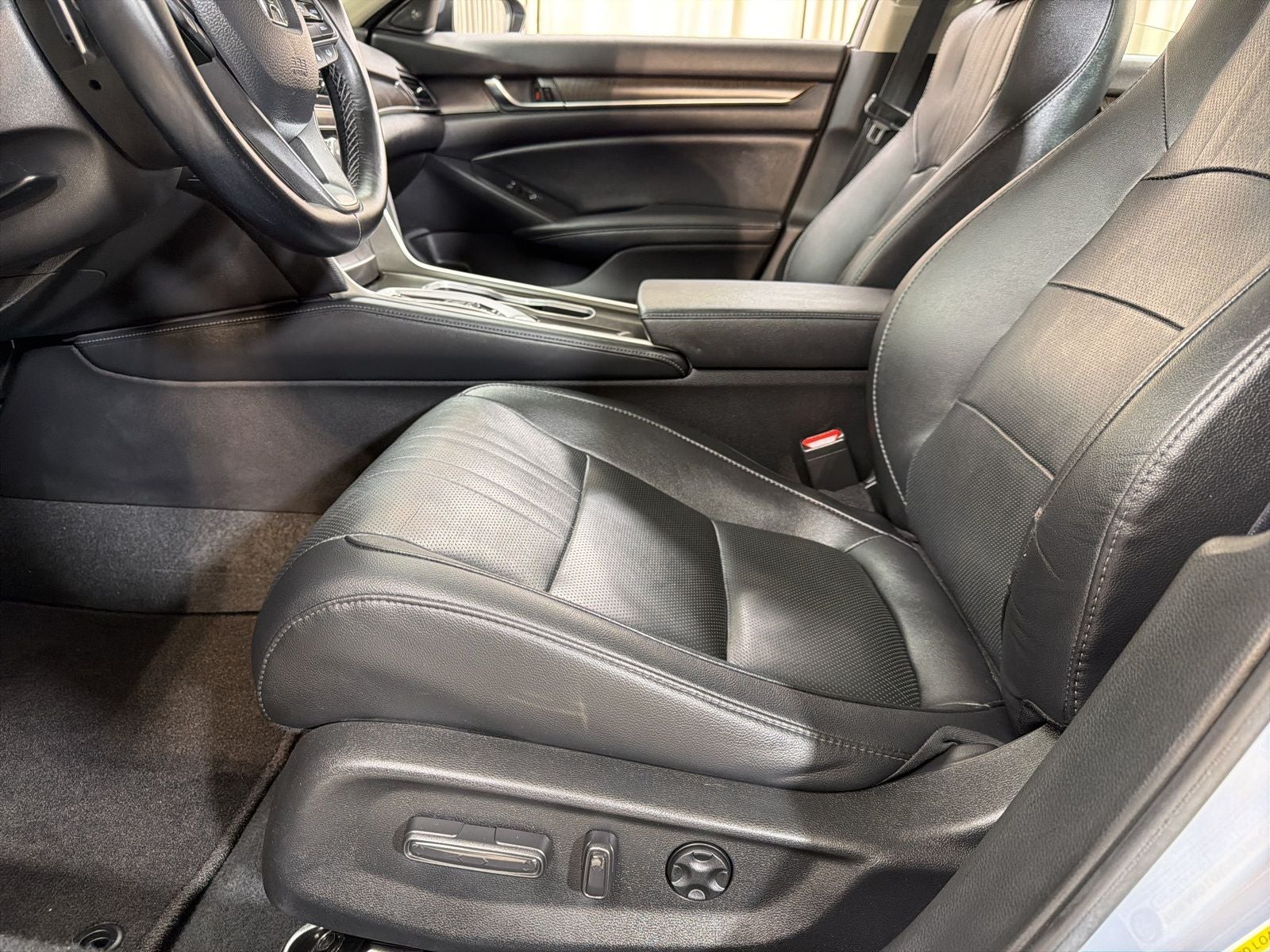 2021 Honda Accord Touring 2.0T