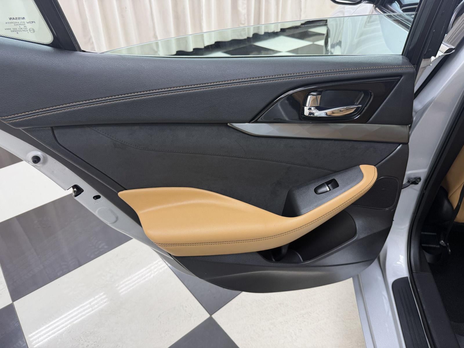 2016 Nissan Maxima 3.5 SR