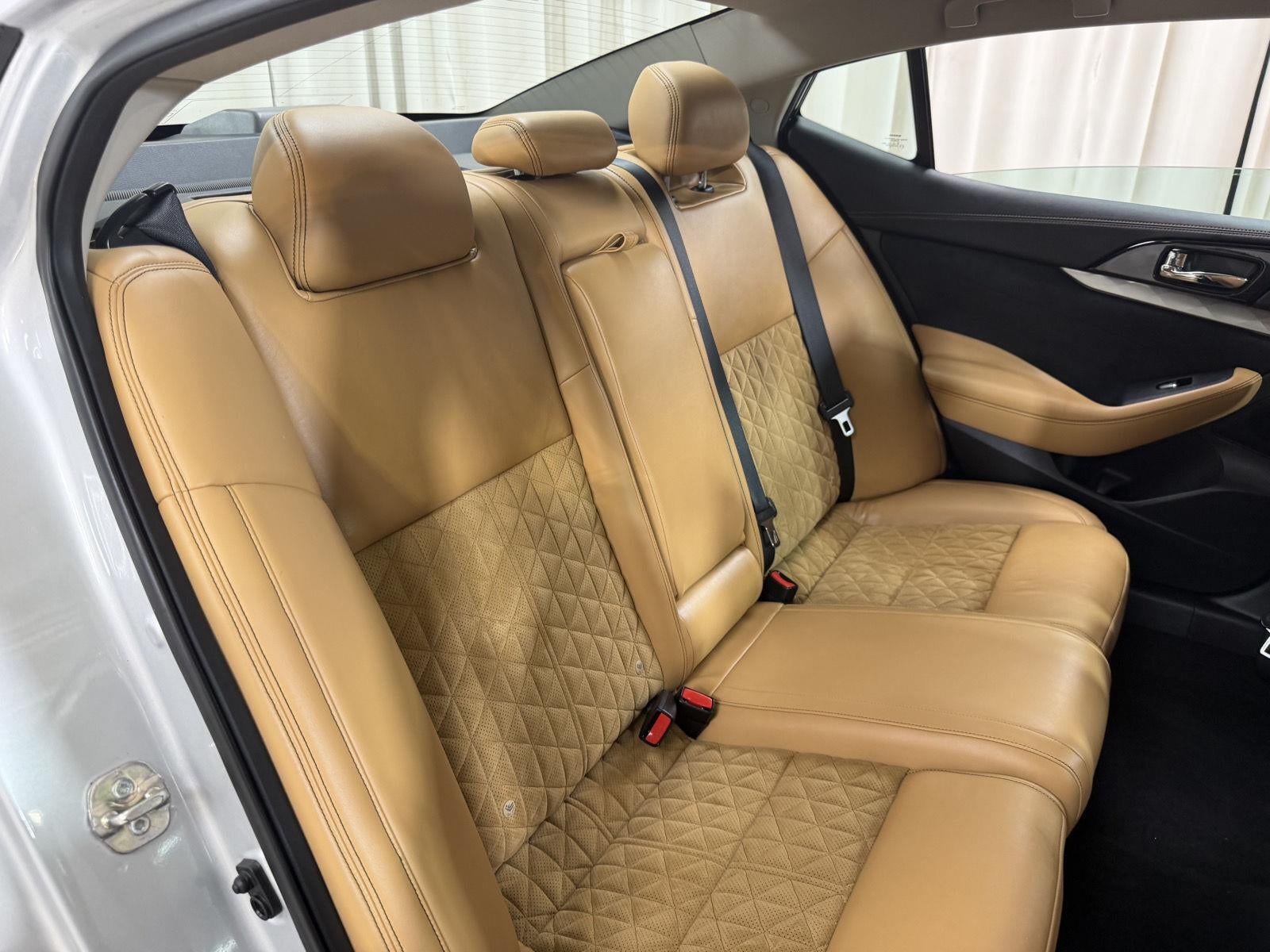 2016 Nissan Maxima 3.5 SR