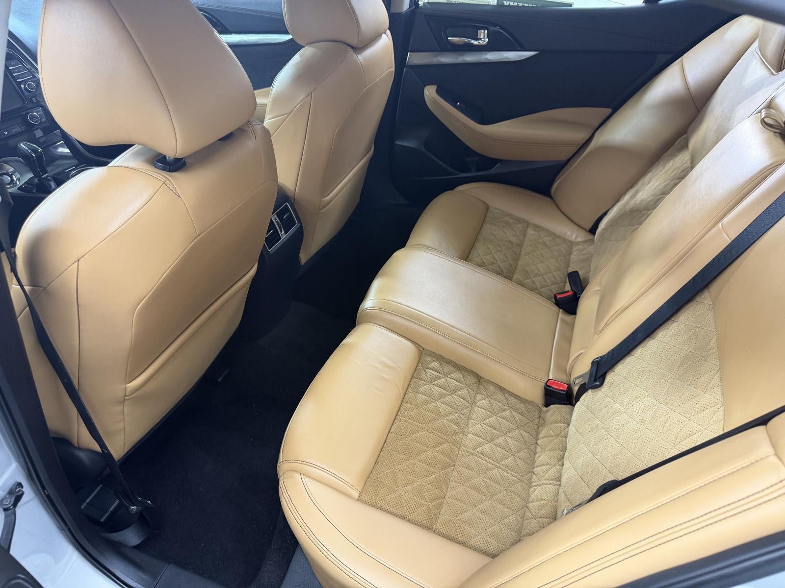 2016 Nissan Maxima 3.5 SR