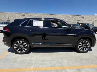 2022 Volkswagen Atlas Cross Sport 3.6L V6 SEL Premium R-Line
