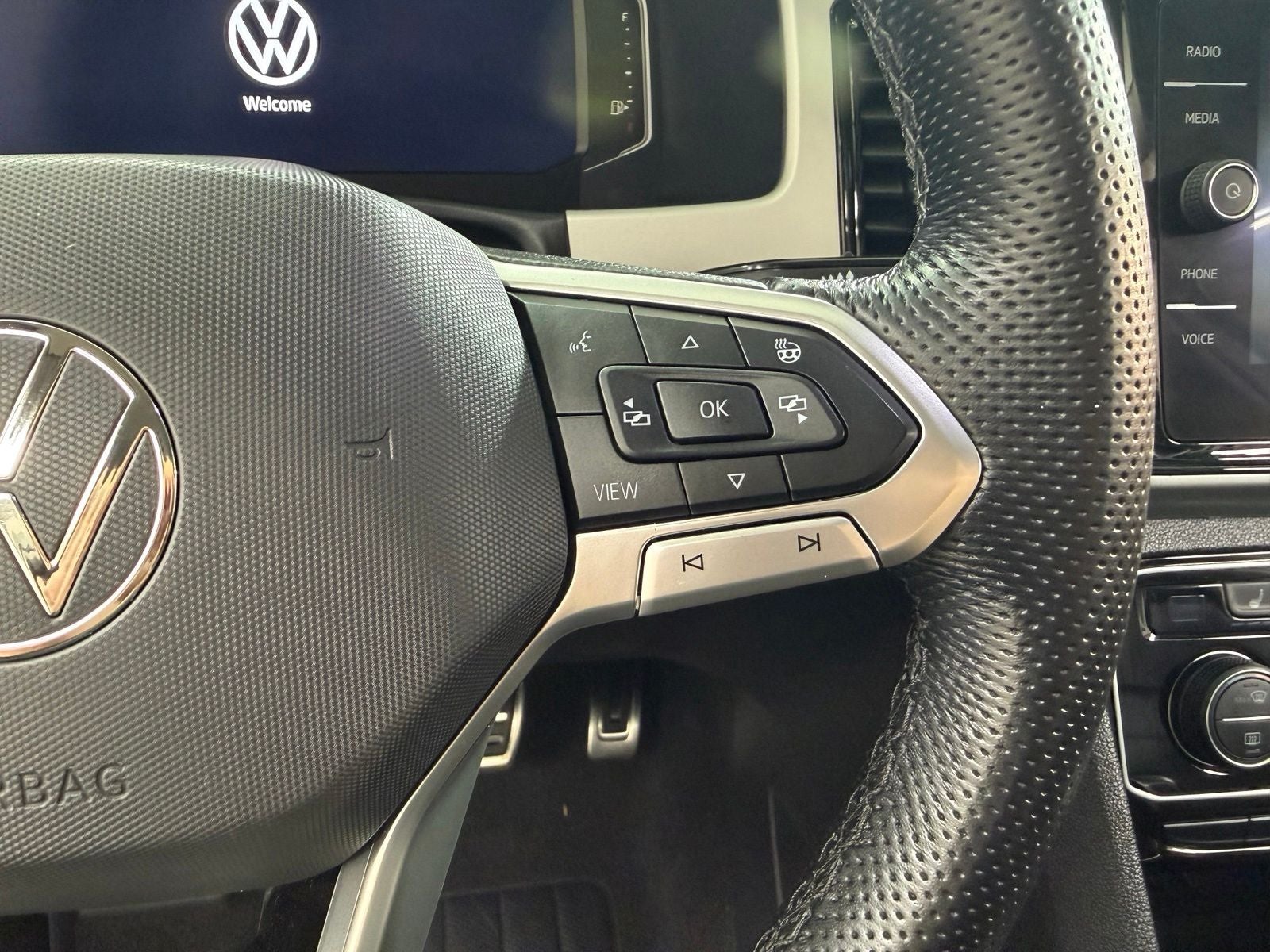 2022 Volkswagen Atlas 3.6L V6 SEL Premium R-Line