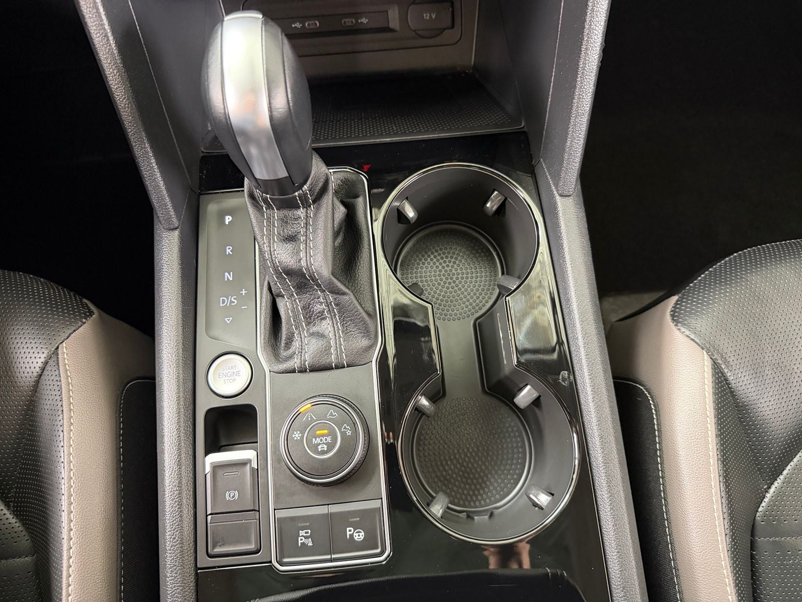 2022 Volkswagen Atlas 3.6L V6 SEL Premium R-Line