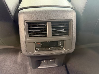 2022 Volkswagen Atlas 3.6L V6 SEL Premium R-Line