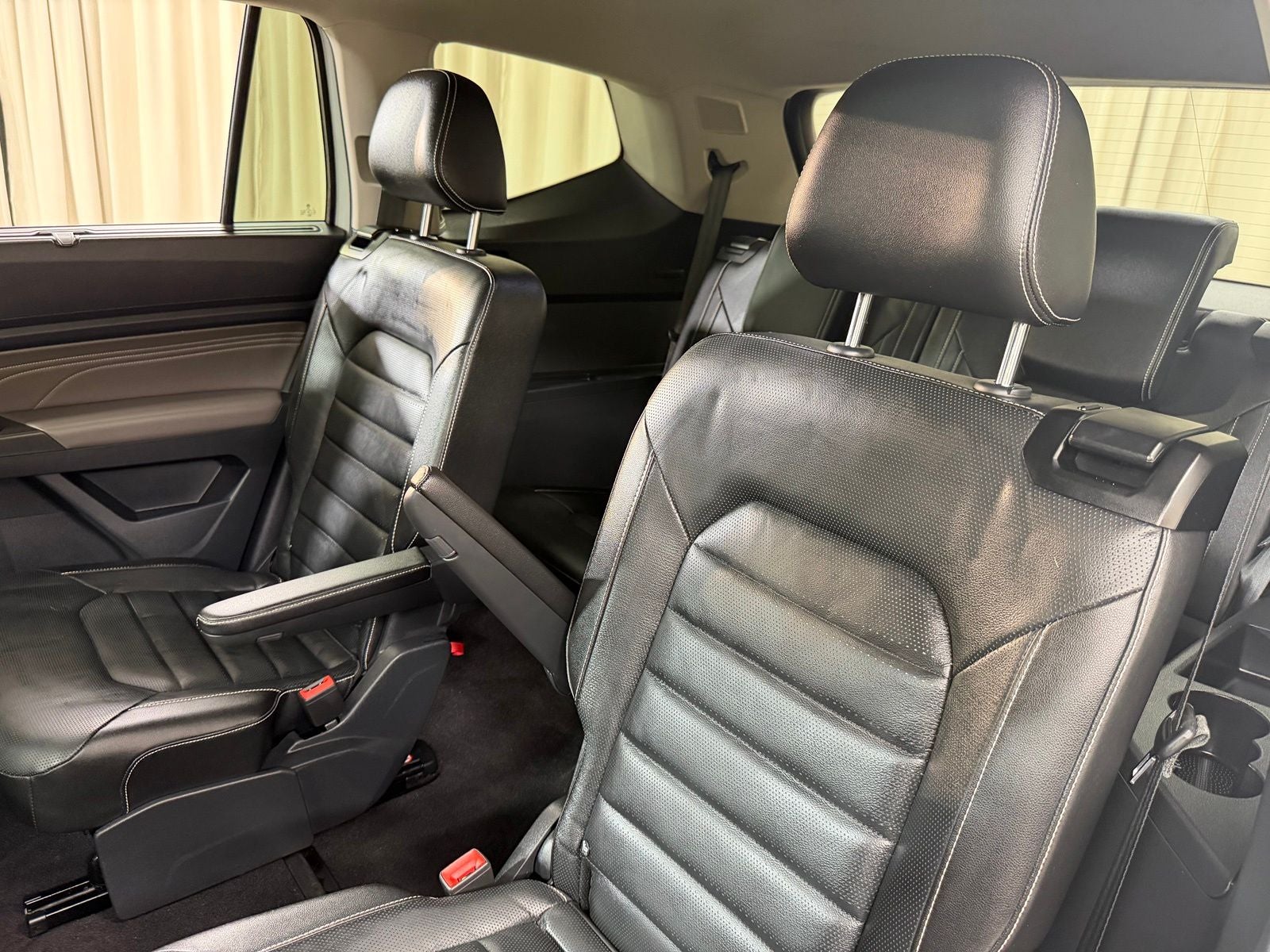 2022 Volkswagen Atlas 3.6L V6 SEL Premium R-Line
