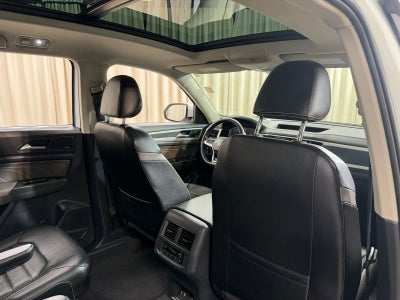 2022 Volkswagen Atlas 3.6L V6 SEL Premium R-Line