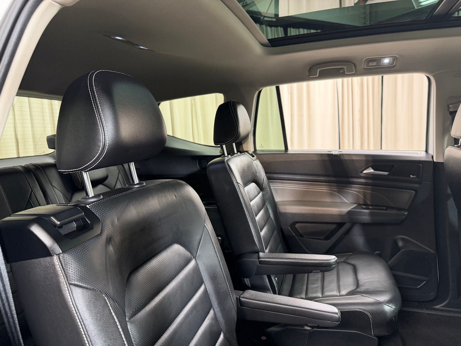 2022 Volkswagen Atlas 3.6L V6 SEL Premium R-Line