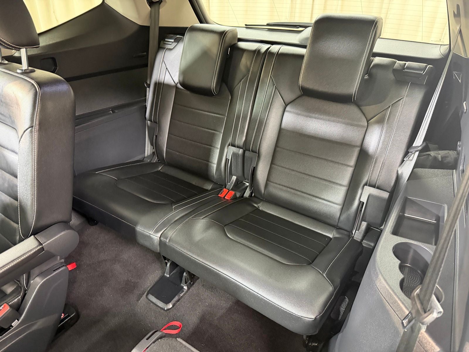 2022 Volkswagen Atlas 3.6L V6 SEL Premium R-Line