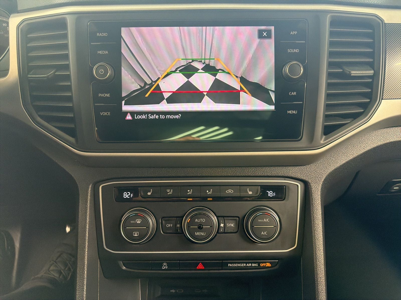 2021 Volkswagen Atlas Cross Sport 3.6L V6 SE w/Technology R-Line