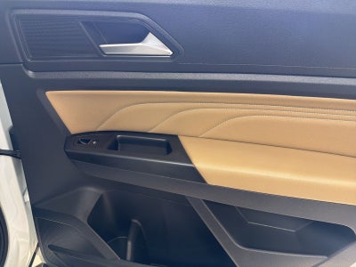 2021 Volkswagen Atlas Cross Sport 3.6L V6 SE w/Technology R-Line