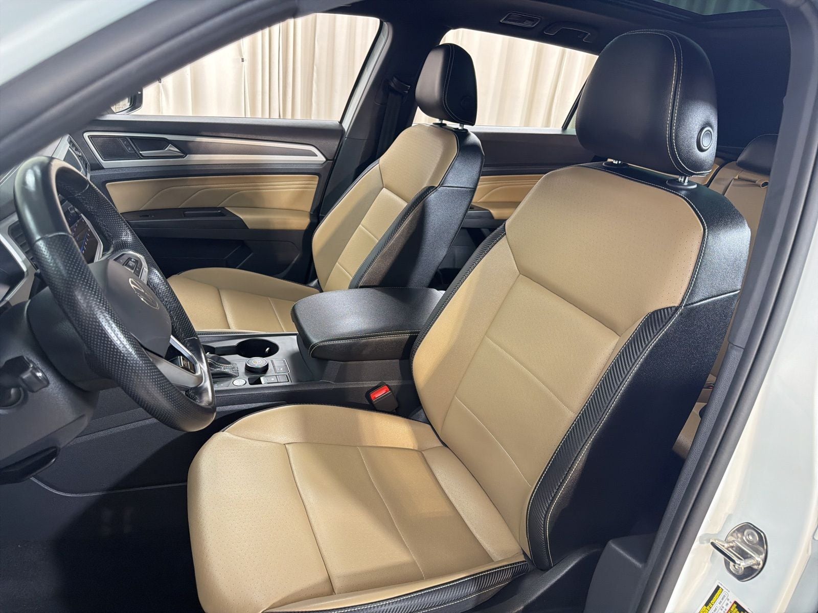 2021 Volkswagen Atlas Cross Sport 3.6L V6 SE w/Technology R-Line