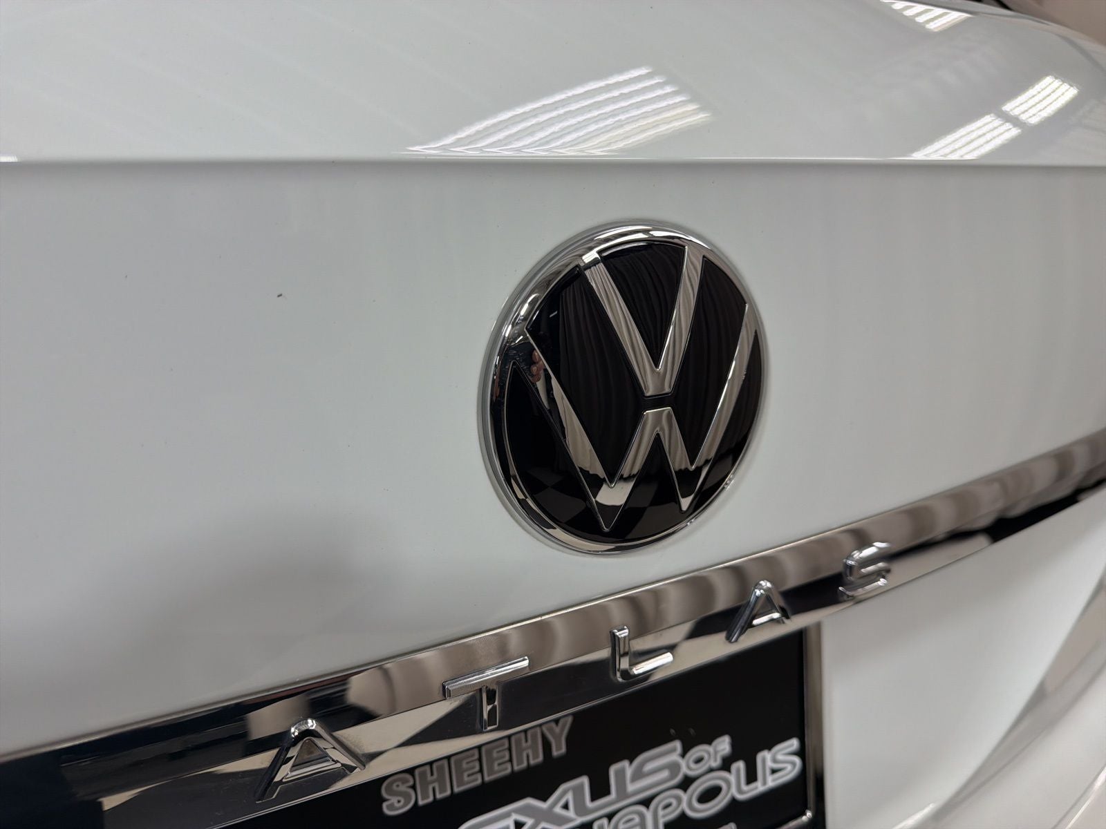 2021 Volkswagen Atlas Cross Sport 3.6L V6 SE w/Technology R-Line