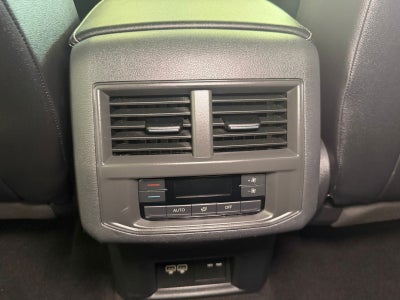 2021 Volkswagen Atlas 3.6L V6 SE w/Technology R-Line