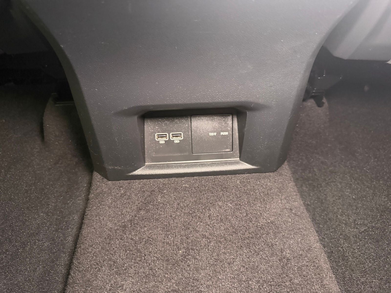 2021 Volkswagen Atlas 3.6L V6 SE w/Technology R-Line