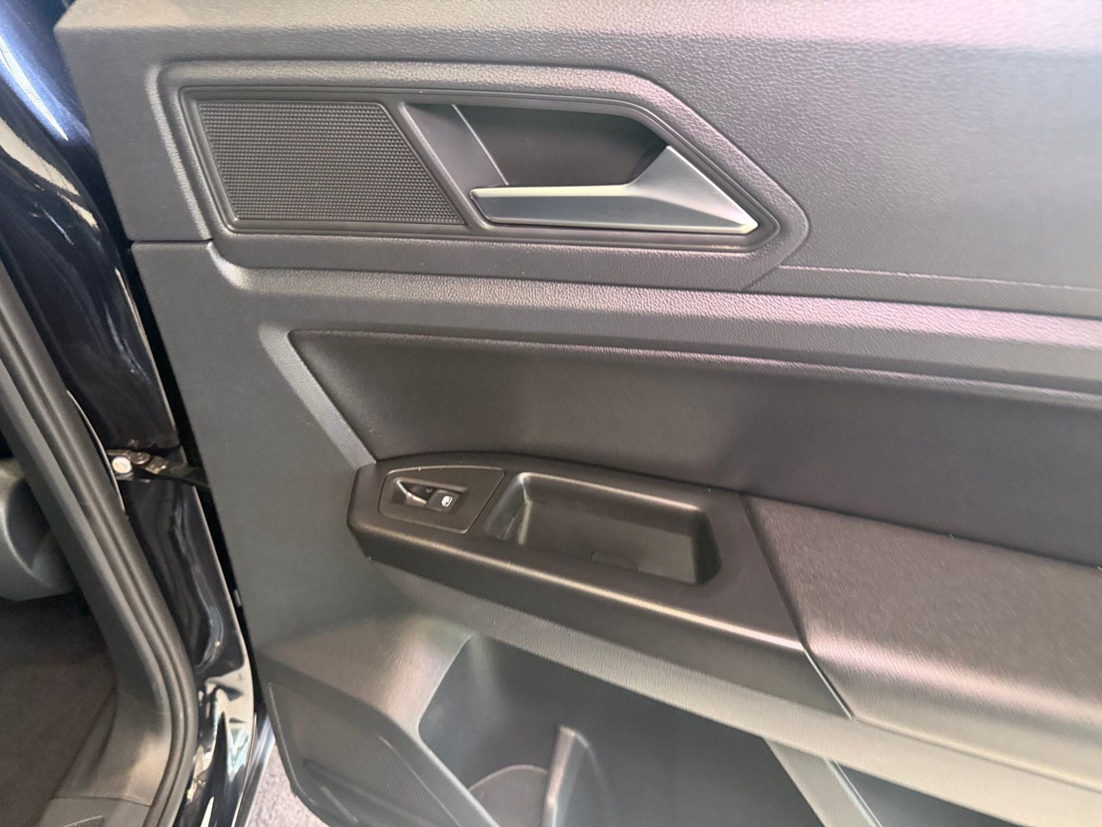 2021 Volkswagen Atlas 3.6L V6 SE w/Technology R-Line