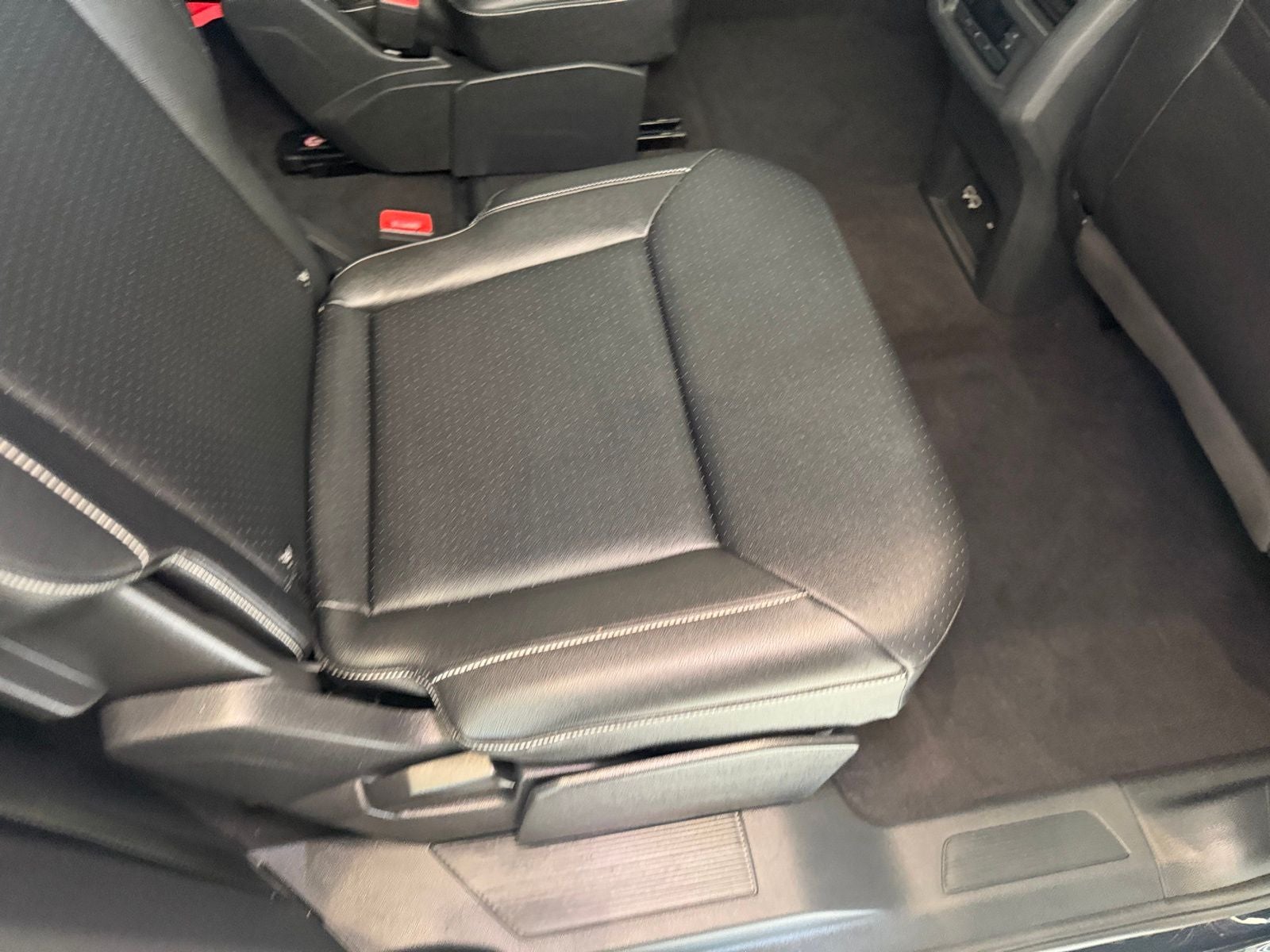 2021 Volkswagen Atlas 3.6L V6 SE w/Technology R-Line