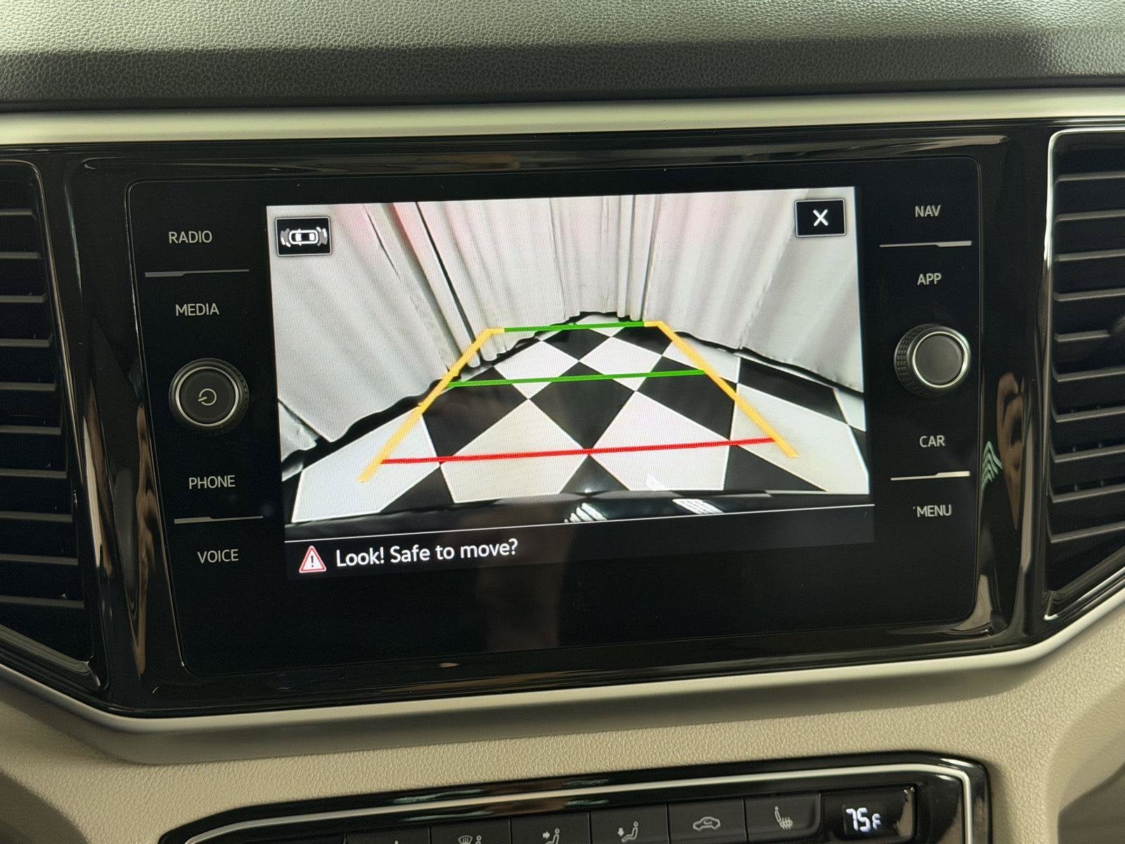 2023 Volkswagen Atlas 3.6L V6 SEL R-Line