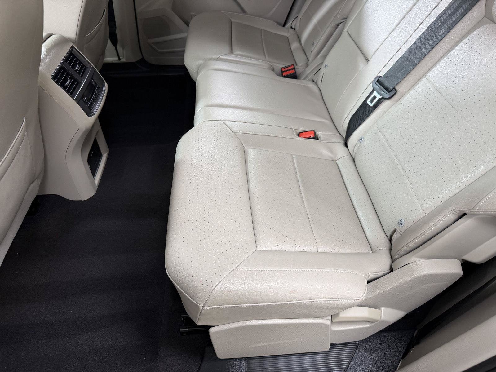 2023 Volkswagen Atlas 3.6L V6 SEL R-Line