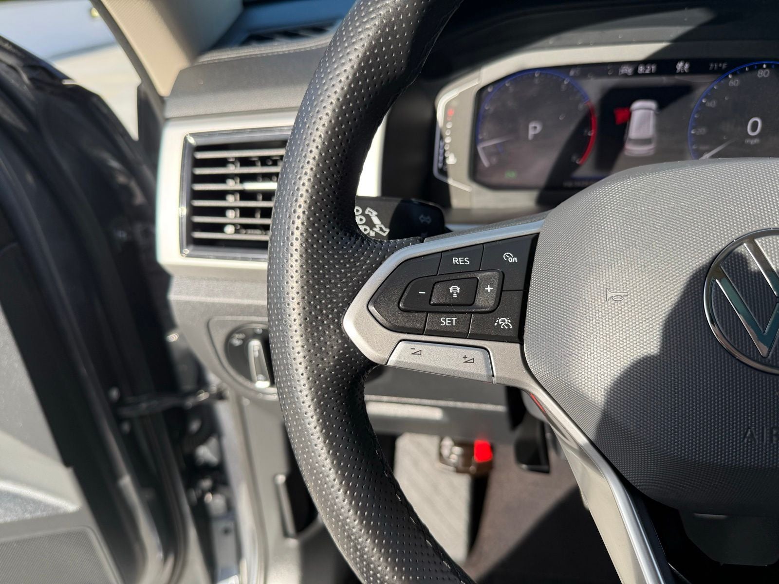 2021 Volkswagen Atlas 3.6L V6 SEL R-Line