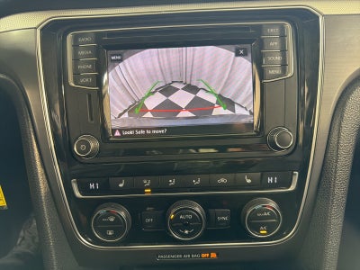 2018 Volkswagen Passat 2.0T R-Line