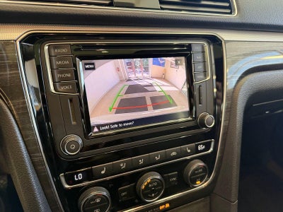 2018 Volkswagen Passat 2.0T SE