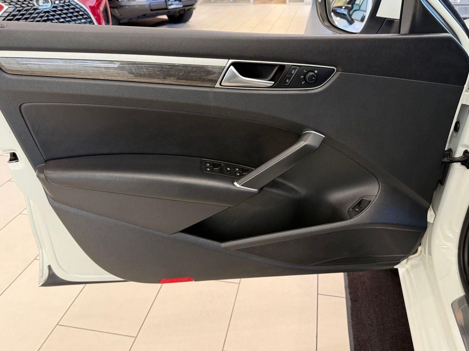 2018 Volkswagen Passat 2.0T SE