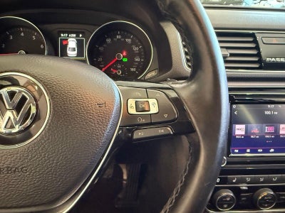 2018 Volkswagen Passat 2.0T SE