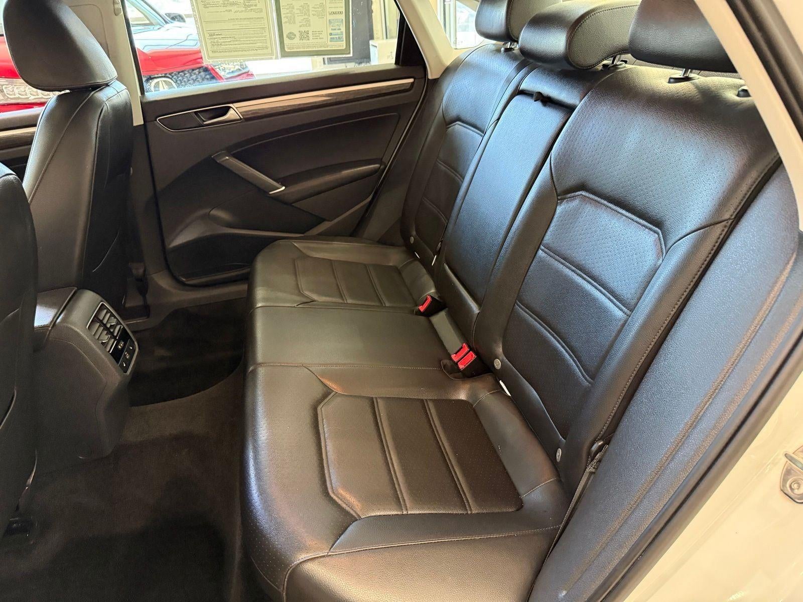 2018 Volkswagen Passat 2.0T SE