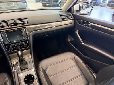 2018 Volkswagen Passat 2.0T SE