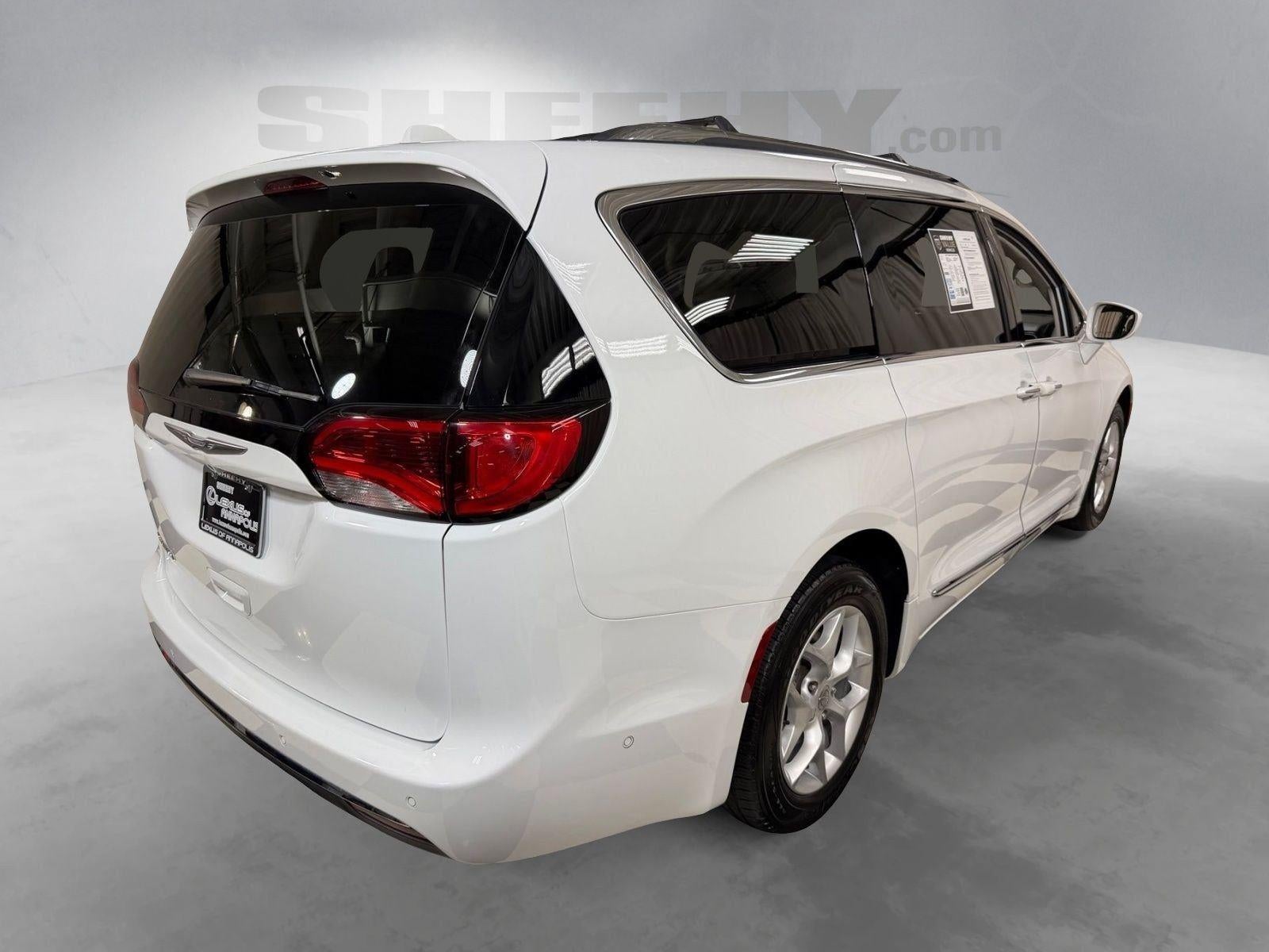 2017 Chrysler Pacifica Touring L Plus