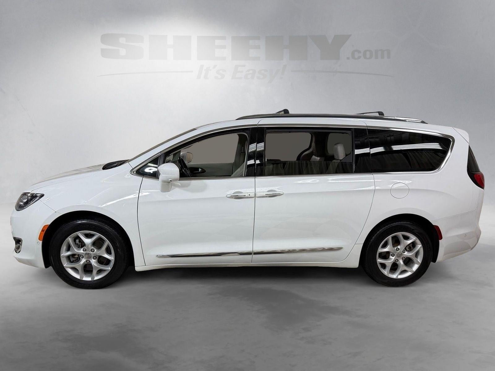 2017 Chrysler Pacifica Touring L Plus
