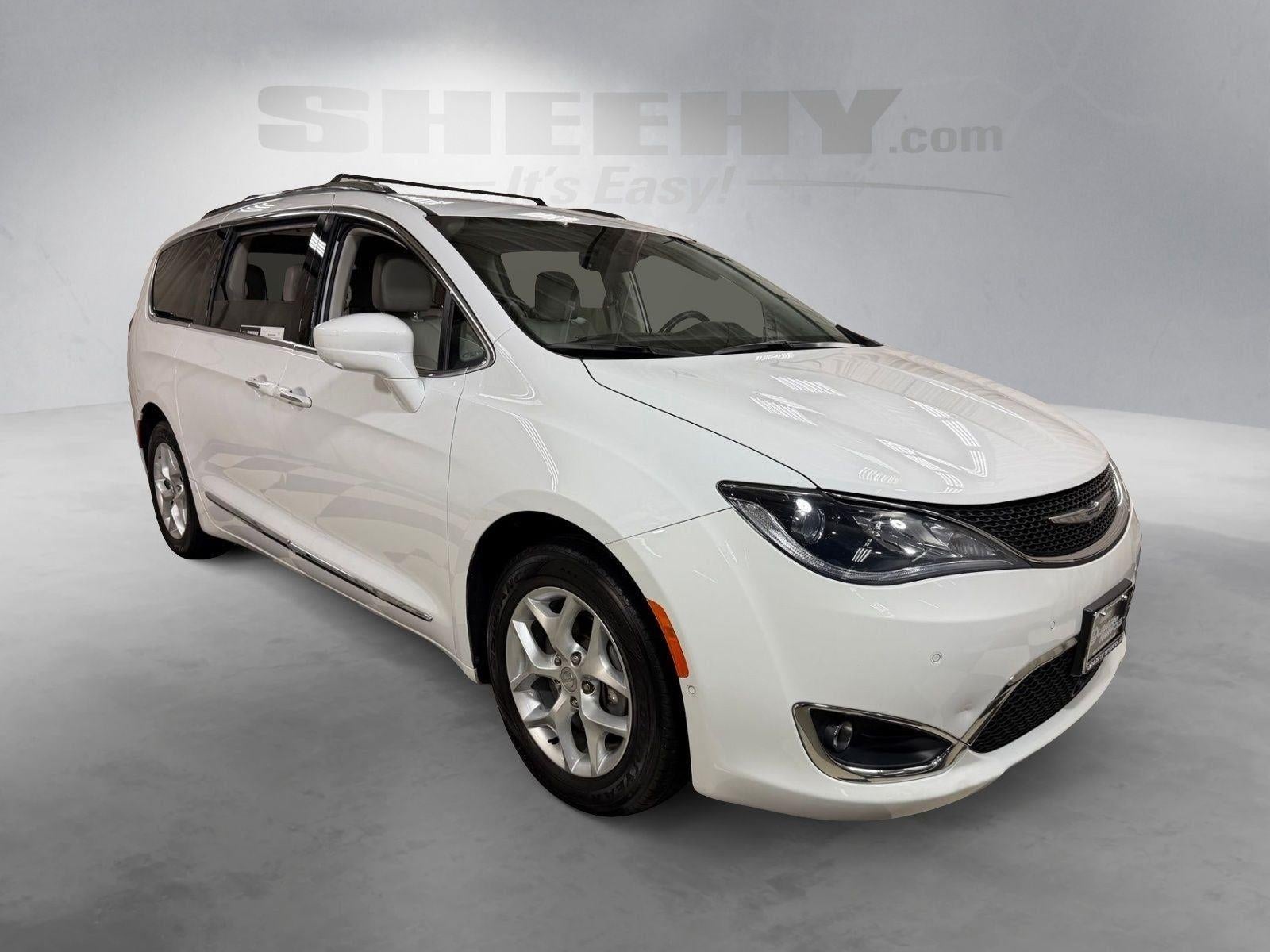 2017 Chrysler Pacifica Touring L Plus