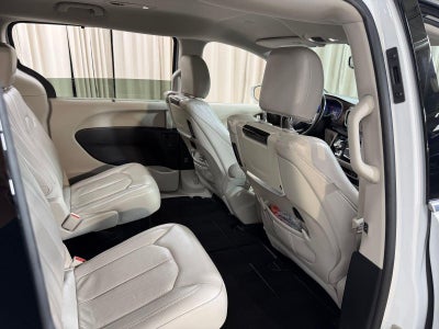 2017 Chrysler Pacifica Touring L Plus