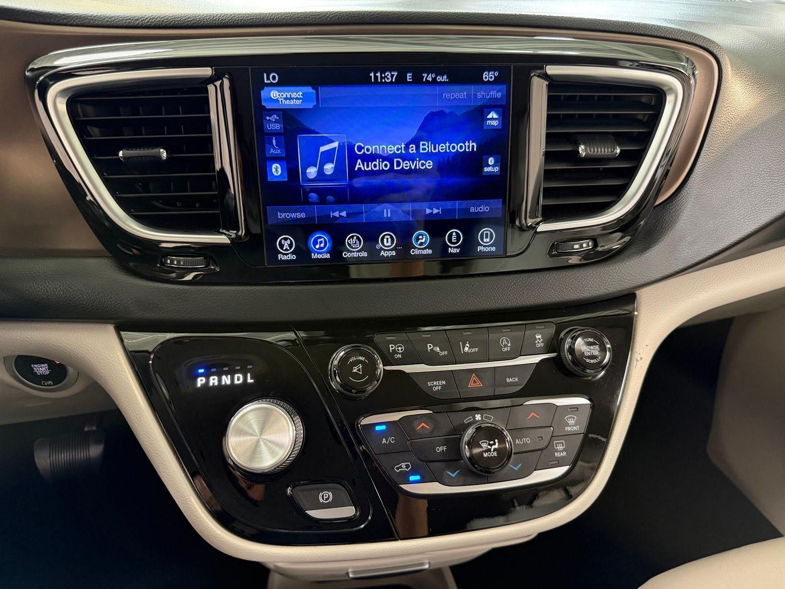2017 Chrysler Pacifica Touring L Plus