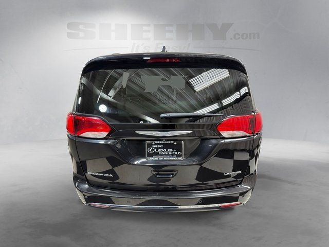 2018 Chrysler Pacifica Limited