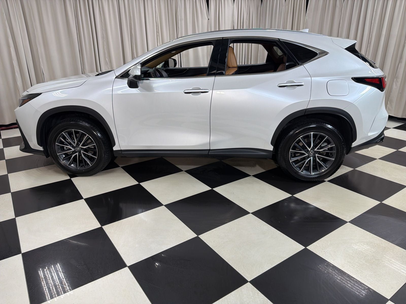 2025 Lexus NX 350 Base