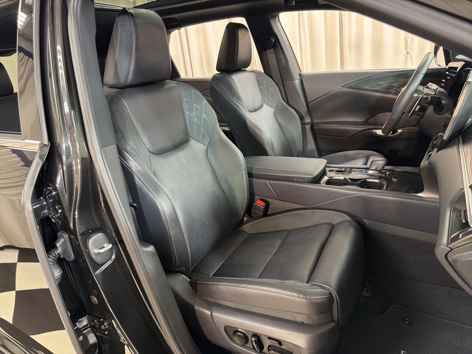 2025 Lexus RX 350 Luxury