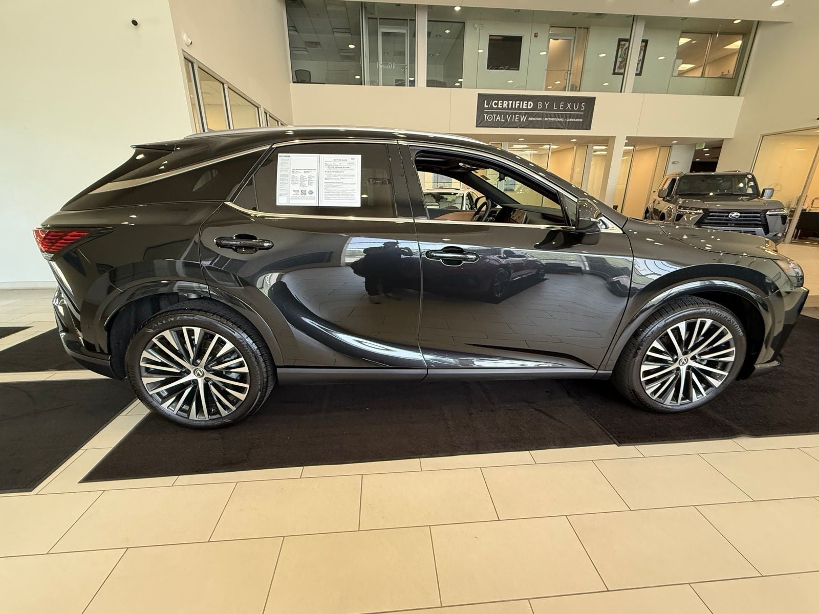 2025 Lexus RX 350h Premium Plus
