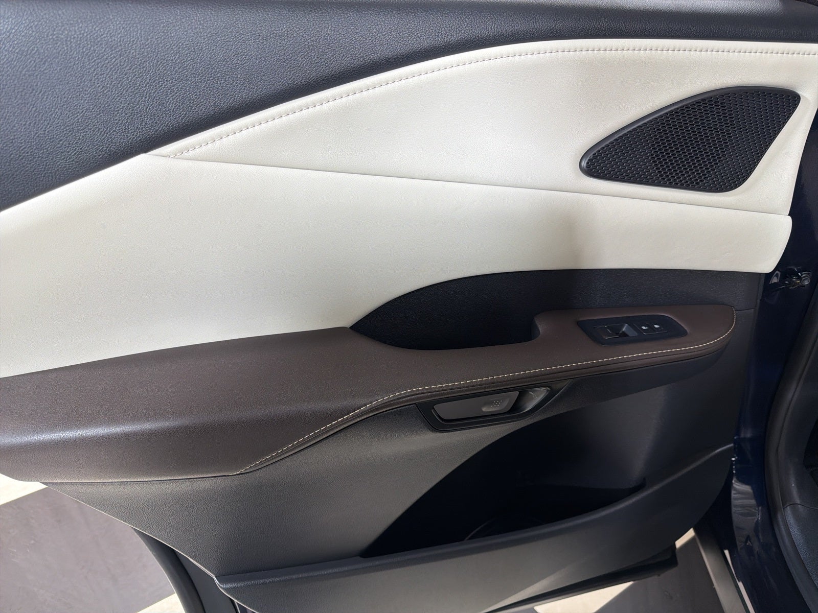 2023 Lexus RX 350h Premium Plus