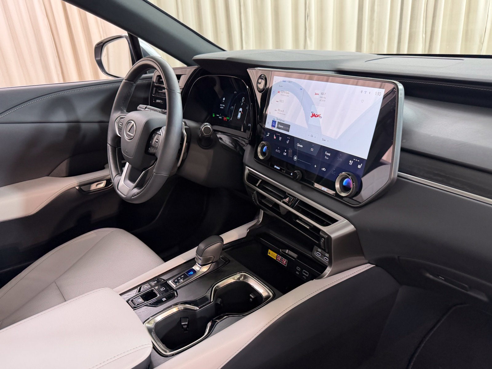 2025 Lexus RX 350h Premium