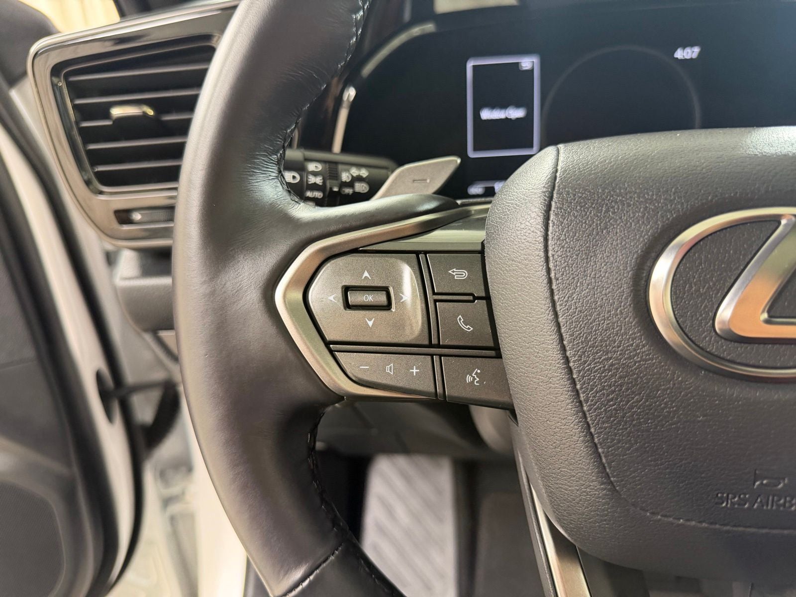 2025 Lexus NX 350h Premium