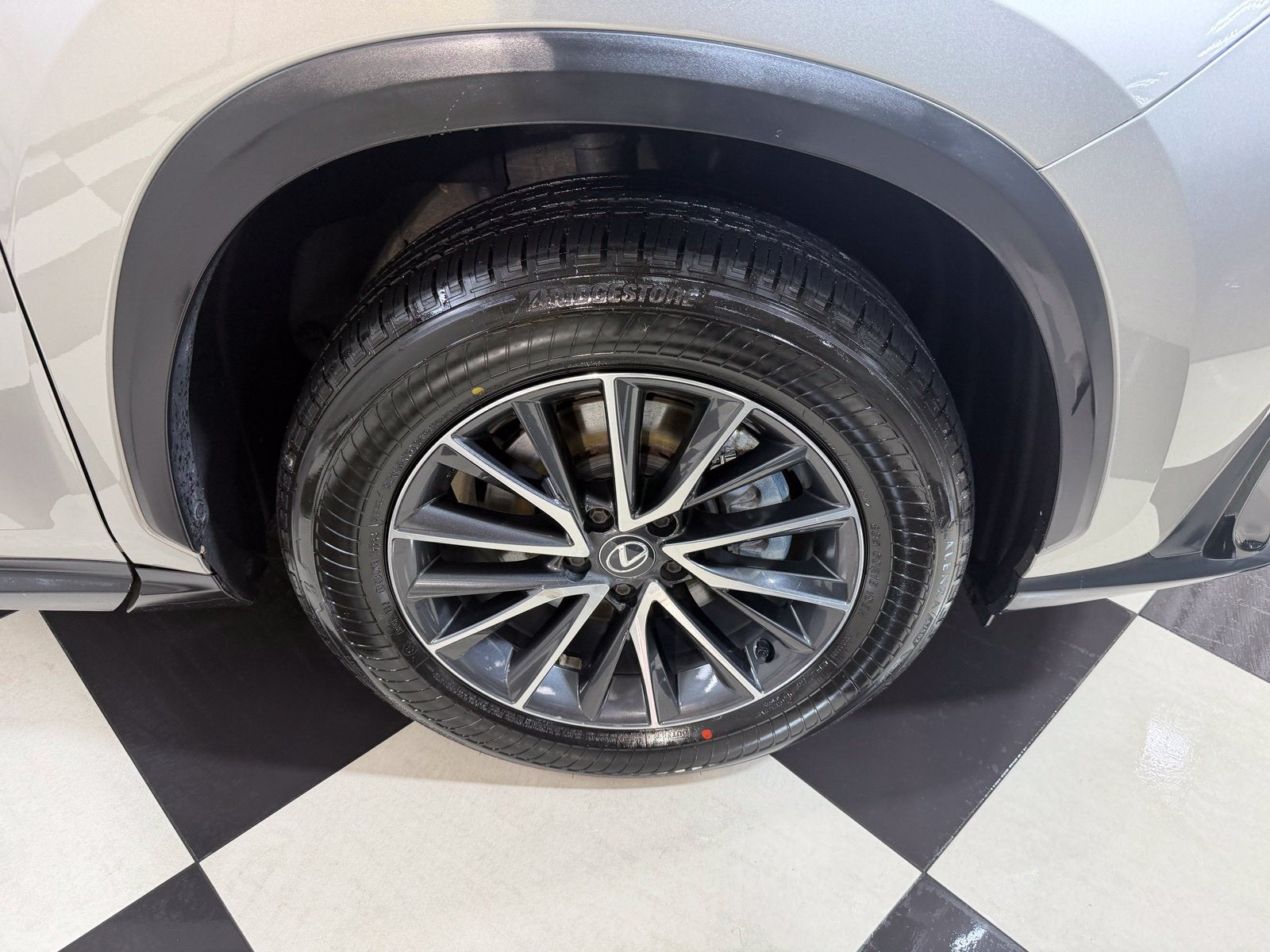 2024 Lexus NX 350h Premium