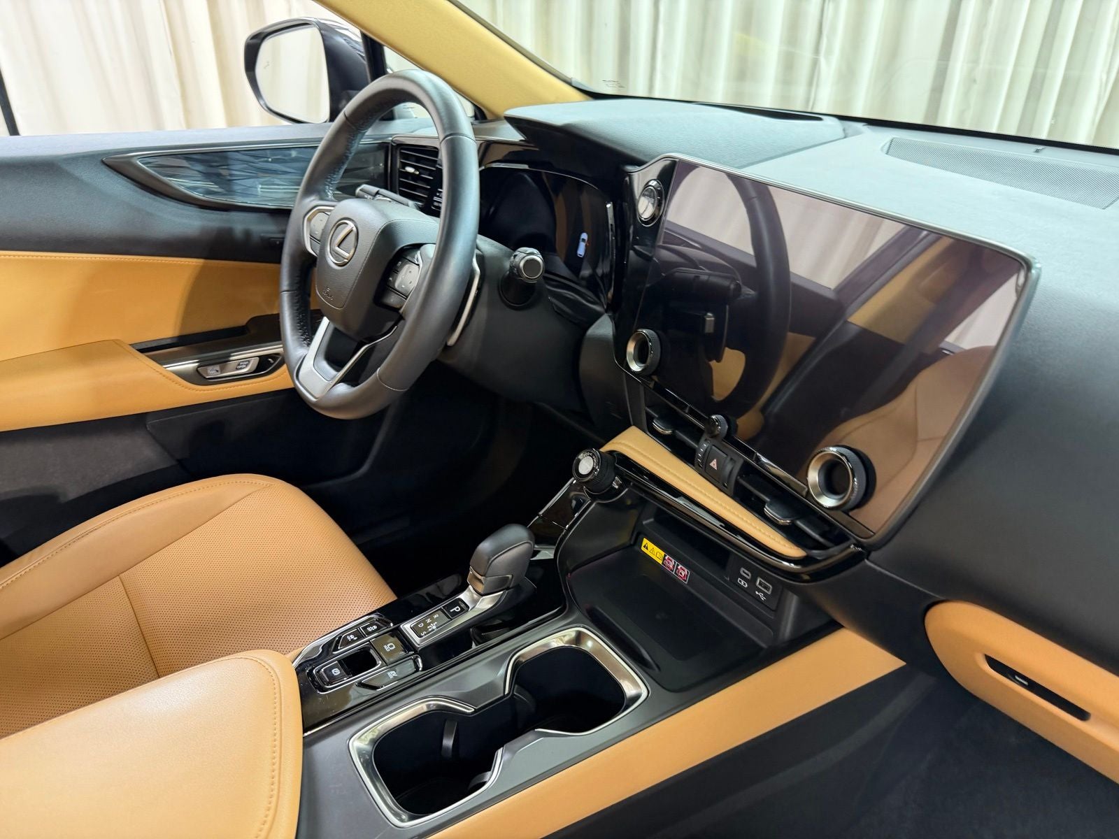 2024 Lexus NX 350h Premium