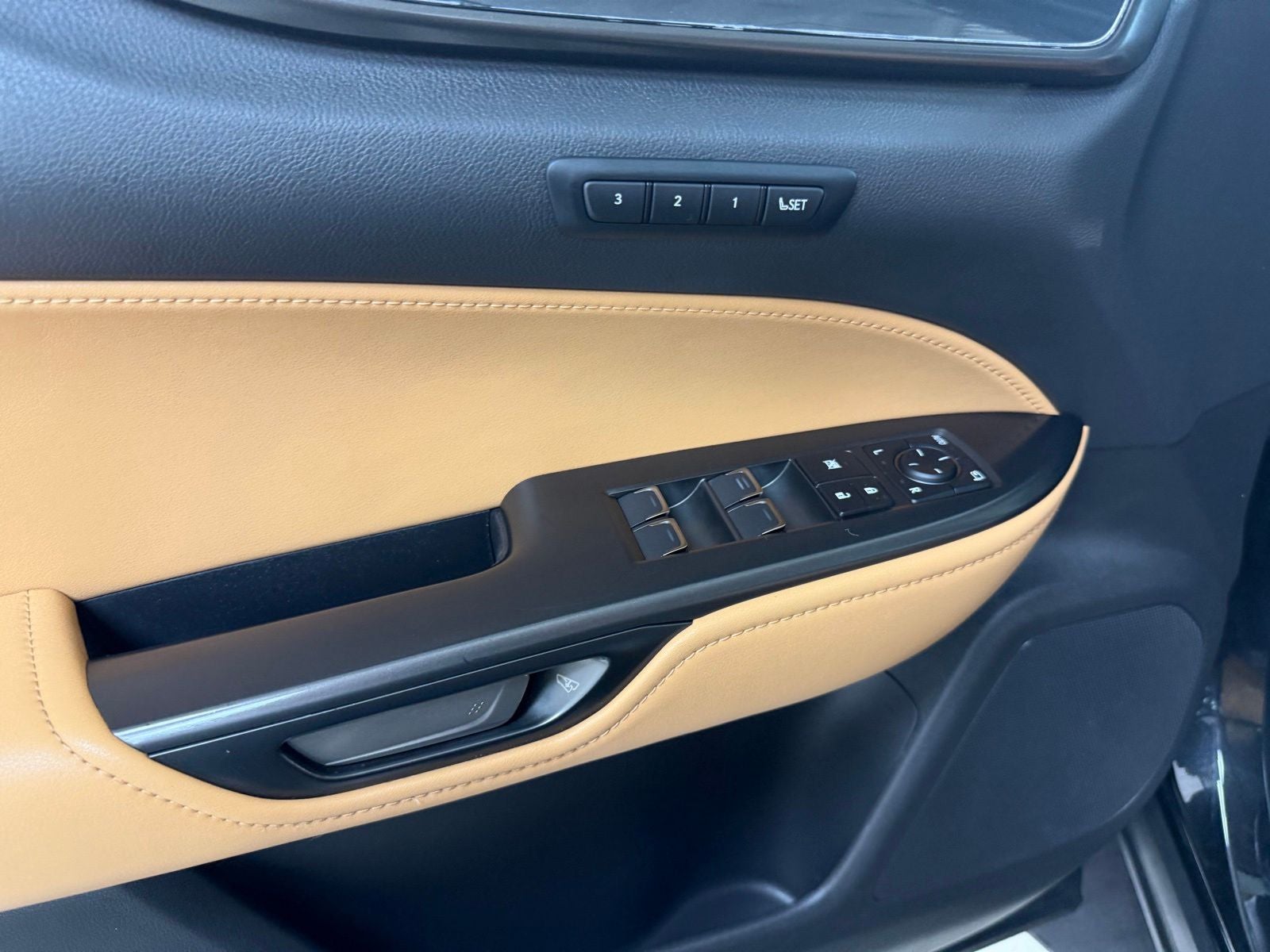 2023 Lexus NX 350h Premium