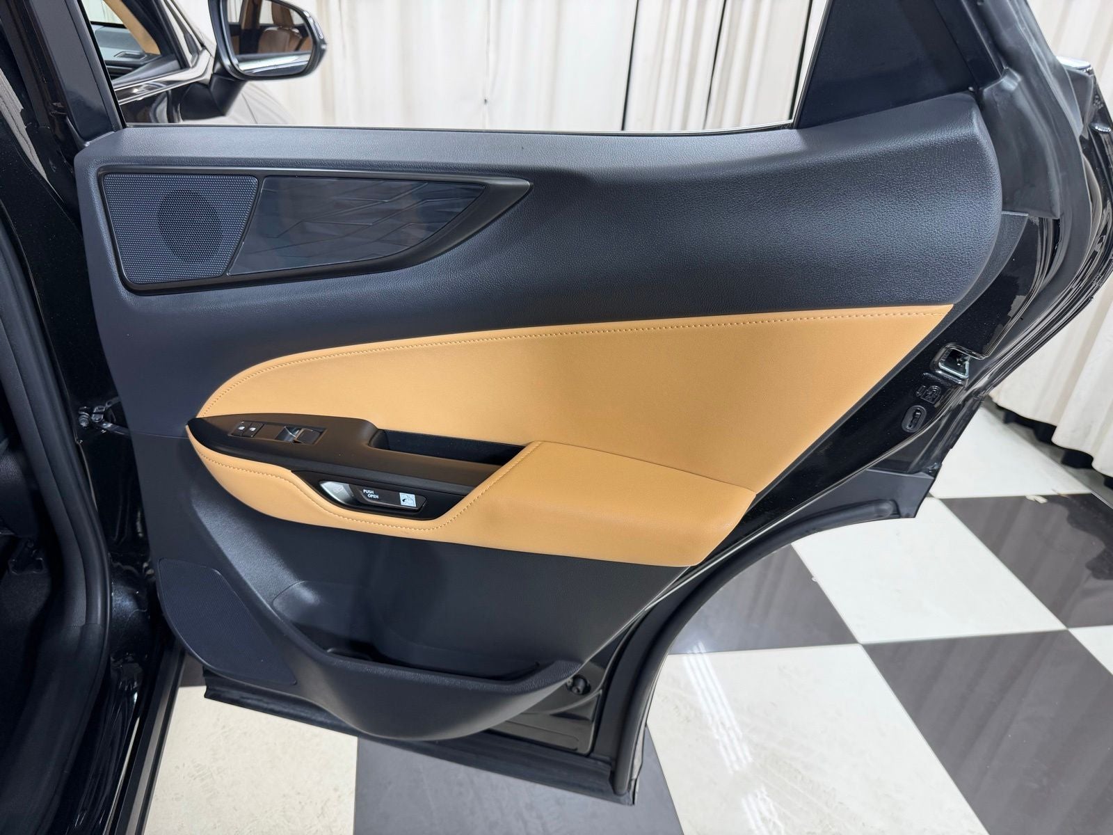 2023 Lexus NX 350h Premium
